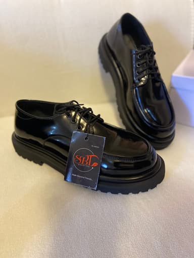 DERBY SHOE