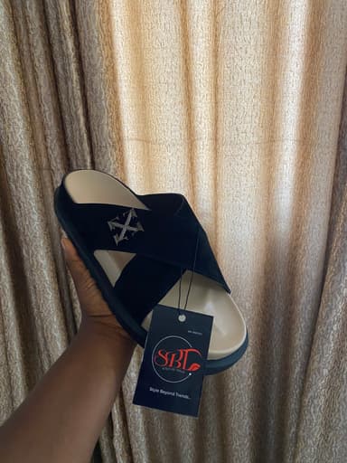 WINZY SUEDE CROSS SLIDE
